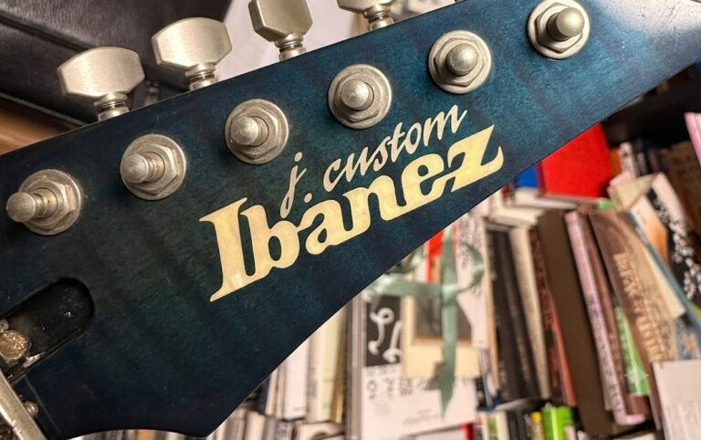 Ibanez j.custom（2004年製） ― 技術が形になった、もう一本の愛機